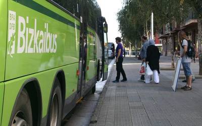 Bilbotik Durangorako autobusetan, 20 minutuko maiztasuna lortuko da datorren astetik aurrera