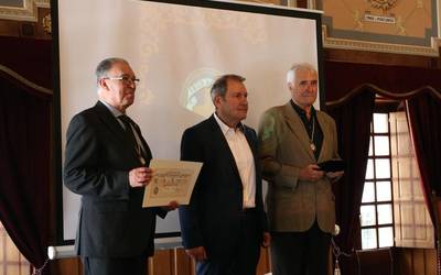 Jose Antonio Aperribai bergararra Euskalerriaren Adiskideen elkarteko kide numerarioa da gaurtik