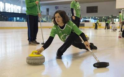 Harrikada Curlingek bigarren postua lortu du Espainiako emakumezkoen txapelketan