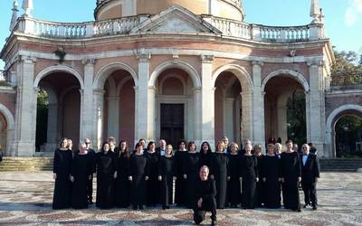 Aranjuez kantuz bete du Azkoitiko Iraurgi abesbatzak