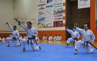 Azpeitiko Karate Elkarteak erakustaldia eskainiko du bihar