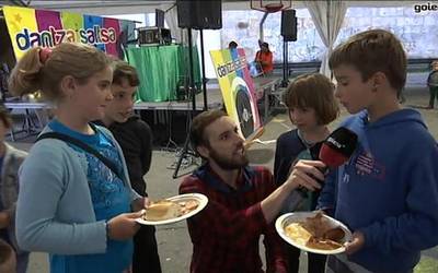 Umeentzako parrillada Seminarioko karpan