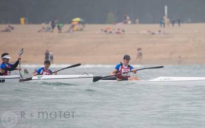 [ARGAZKIAK] Zumaia-Sakoneta-Zumaia itsas kayak proba jokatu zen atzo olatu artean