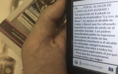 Whatsapp bidez zabaldutako gezur islamofoboa salatu dute