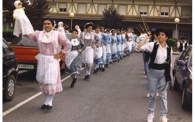 Salgai daude txartelak Euskal Jai eguneko herri bazkaritarako