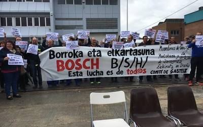 Bosch enpresako langileek negoziatzeko eskatu diote multinazionalari