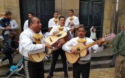 [BIDEOA] Mariatxien 'callejonada' herriko kaleetan zehar