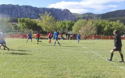 Ziordiko Futbol Txapelketa: igandean, final laurdenak jokoan