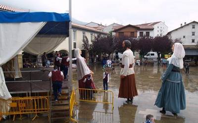 Igande gauera arte festa nagusi