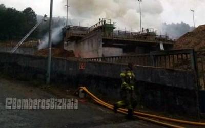 Bentakoerreka  auzoko  enpresa  batek  su  hartu  du,  Arrigorriagan