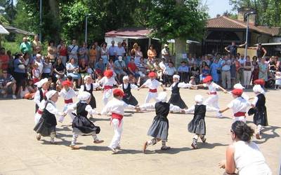 Uztailaren 22tik 26ra arte izango dira jaiak Berangoko Santa Ana auzoan