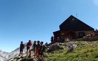 Ganzorrotz Mendi Taldeak Picos de Europan igaro du asteburua