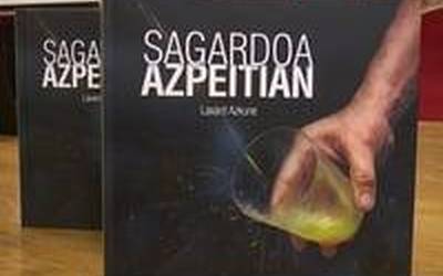 Sagardoa Azpeitian liburua aurkeztu dute