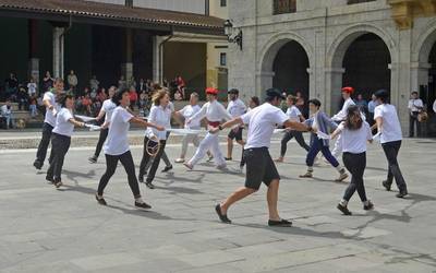 Santa Anarekin agur, aurtengo jaiei!