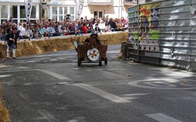 Giro ederra topatu dute txosnetara eta Aihotz plazara joan direnek