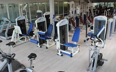 Bihar irekiko dute udal kiroldegian gimnasio berria