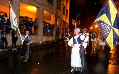 Inoizko danborradarik zaratatsuena espero da San Martin jaietarako