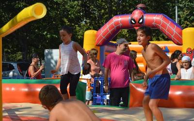 Kohetea baino biziago hasiko da gaur, festa!