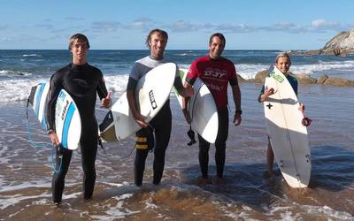 Eguenera arte eman daiteke izena Barrika Surf Klasikan