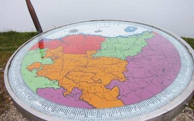 Gaur betetzen dira 50 urte Udalatx tontorreko mapa jarri zela