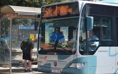 Aldundiaren Buruntzaldeako autobus zerbitzuen aurreproiektuak, hainbat kontrario