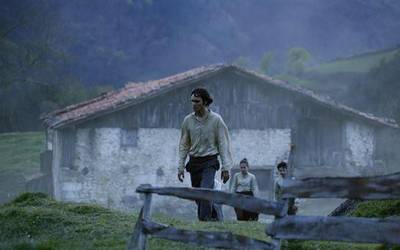 'Handia'