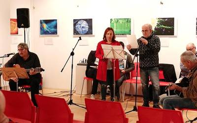 'Bizian bizi': poesia eta musikak bat egiten dutenean