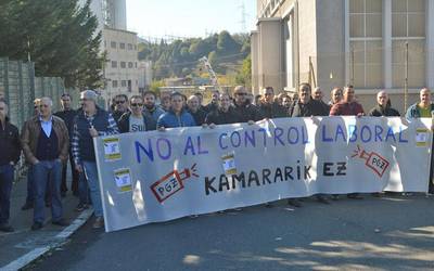 Kameren instalakuntza berria salatzeko, elkarretaratzea