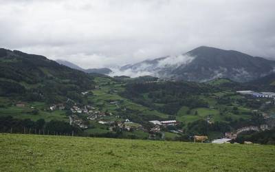 GEUrekin mendira Uzturren, Tolosako Izaskun baselizatik