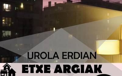 Urola Erdian Etxe Argiak