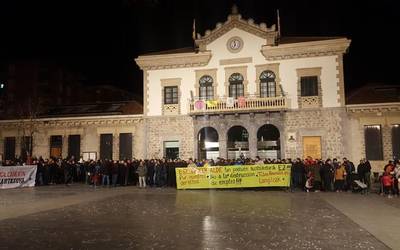 Borrokan dihardute Tubos Reunidoseko langileek