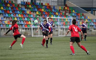 Gol aukerak aprobetxatuta eskuratu du garaipena Leintz Arizmendik