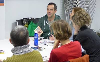 Euskadi Literatura Sariaren irabazlea, Arrasateko literatura solasaldietan