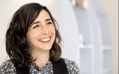 "Kode etikoa urratzea" leporatuta Laura Perez behin behinean baztertu dute Podemos-Ahal Dugutik