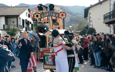 Sunbillako inauteriak igandeko karroza desfile handiarekin borobilduko dituzte