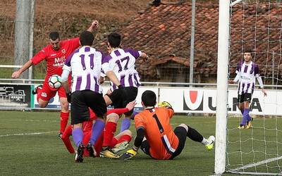 Antzuolaren esperientzia Mondraren gaztetasunari gailendu zaio (1-2)