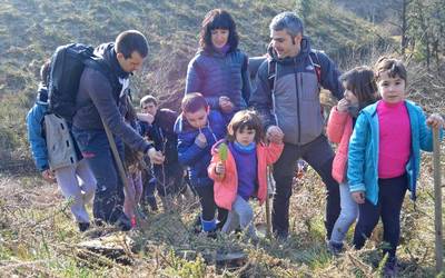 400 pago berri, familia giro politean