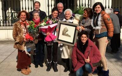 100 urte bete ditu Herminia Ruiz de Eguino durangarrak
