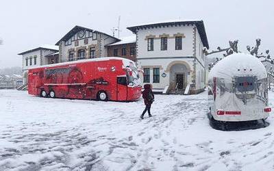 Bizkaia Goazen autobusa bisita daiteke Plentzian