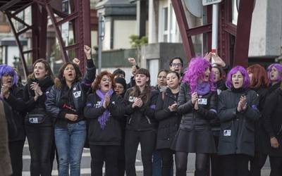 Gaurkoan "mundua geldituko" duela aldarrikatu du mugimendu feministak