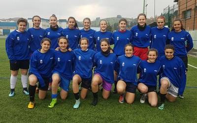 Gipuzkoako Futbol Selekzioarekin entrenatu zuten asteartean Eire Salegik eta Ane Errazkinek