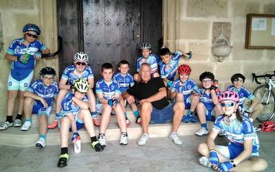 Infantiletan eta alebinetan berriz ere podiumean Garazi Bergara eta Asier Aizpurua