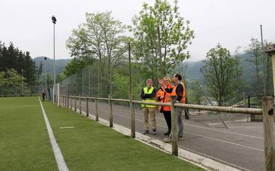 "Hobekuntza nabarmenak" egingo ditu Aldundiak Eztala futbol zelai inguruan