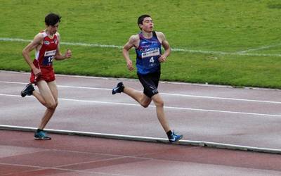Urrezko bi domina lortu dituzte Mintxetako atletek Gipuzkoako Txapelketan