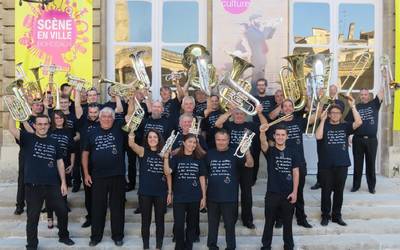 Frantziako Brass Band BorGiAq metal taldeak kontzertua emango du Herriko Antzokian