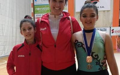 Bi domina lortu ditu Aitana Molano gimnasta gazteak