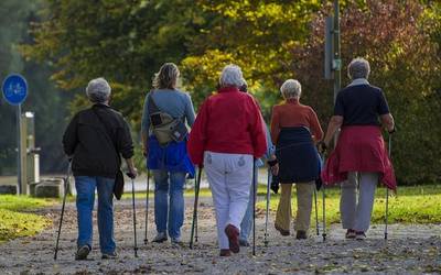 Nordic walking ikastaroa egingo dute asteburuan kiroldegian