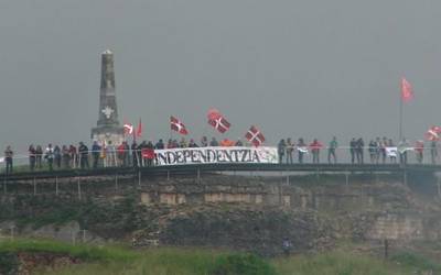 Euskal Herriaren independentzia aldarrikatu dute Amaiurren