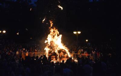 Urteko gauza txarrak erretzeko hitzordua bihar, Andatza plazan