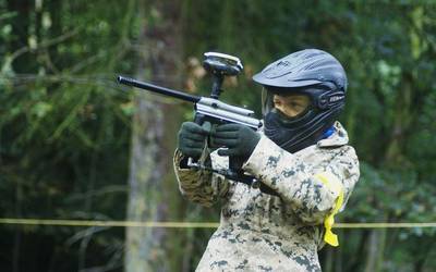 ‘Paintball’ egitera joango dira gaur